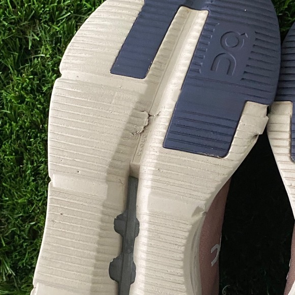 On Cloud CloudNova Rose Brown Women's Pink Running Shoes - Picture 9 of 14